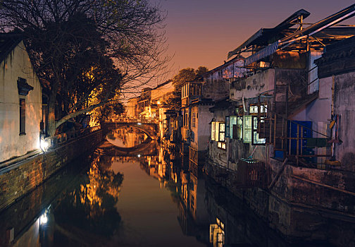 苏州平江路夜景