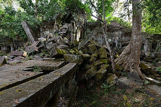 柬埔寨吴哥古迹群崩密列