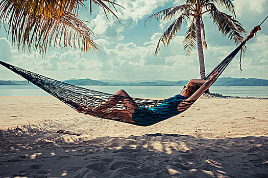 美女,放松,吊床,热带沙滩