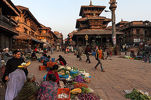 蔬菜,销售,街上,街景,庙宇,背影,夜光,巴克塔普尔,尼泊尔,亚洲