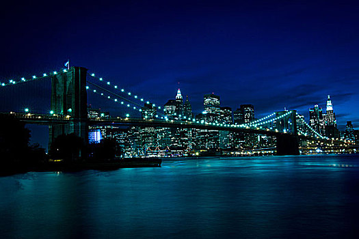纽约,布鲁克林大桥,夜晚