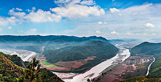 吉林省图们市图们江峡谷外滩自然景观