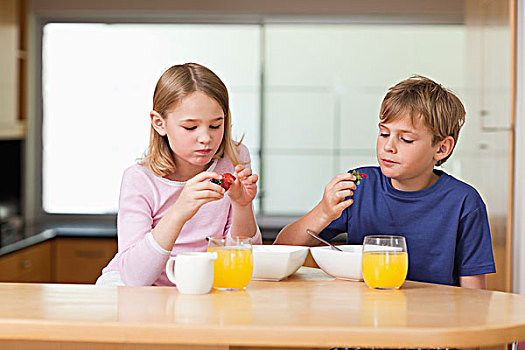 可爱,孩子,吃饭,草莓,早餐