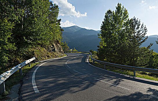 街道,比利牛斯山脉