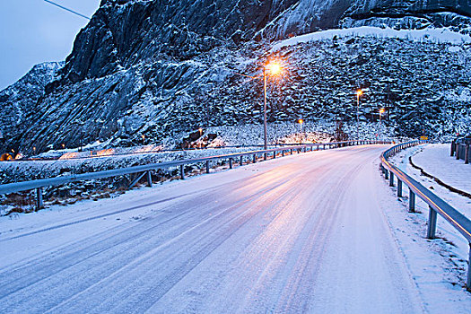 积雪,公路,黄昏,瑞恩,罗弗敦群岛,挪威