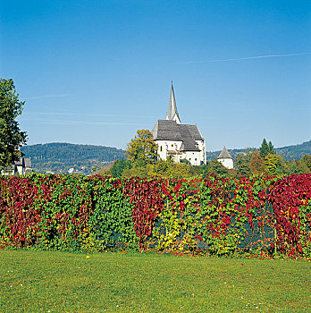 奥地利克拉根福市沃尔特湖畔圣玛丽亚教堂
