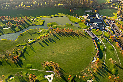 高尔夫球杆,高尔夫球场,教堂,绿色,沙障,树篱,鲁尔区,下莱茵,北莱茵威斯特伐利亚,德国