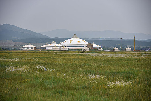 内蒙古自治区呼和浩特市敕勒川草原风光