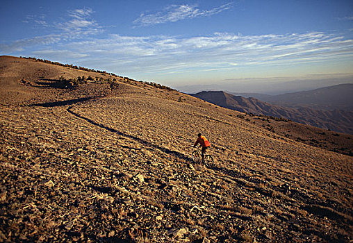 望远镜,顶峰,小路,死亡谷国家公园,加利福尼亚,美国