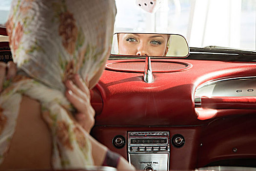 女人,考维特汽车,看,驾驶室,镜子