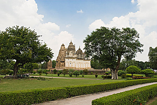公园,正面,庙宇,克久拉霍,地区,中央邦,印度