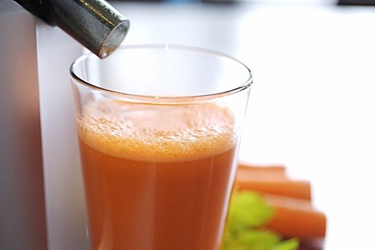 玻璃杯,胡萝卜汁