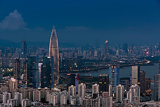 中国广东深圳南山都市夜景