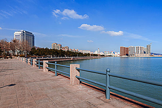 中国山东威海市海岸建设