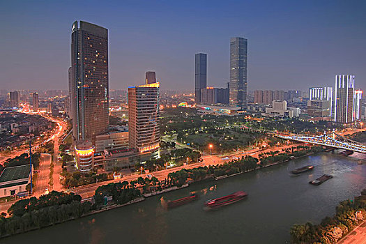 京杭大运河无锡段城市夜景