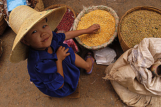 女孩,帽子,销售,扁豆,豆,市场,宾德雅,城镇,南方,掸邦,缅甸