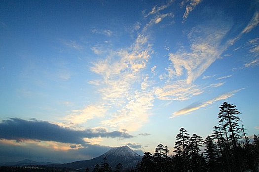 积雪,山