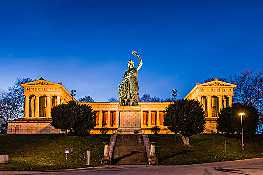 德国,巴伐利亚,上巴伐利亚,慕尼黑,特蕾莎广场,著名,铜像