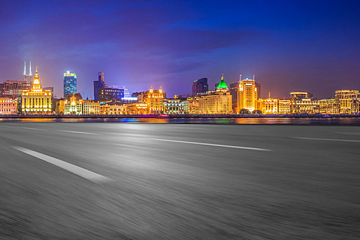 上海城市夜景和城市道路