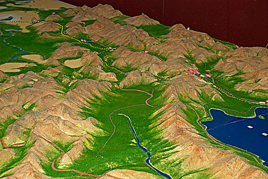 青藏高原高速铁路规划图模型