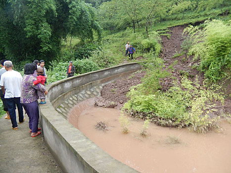 重庆市云阳县外郎乡的农村地灾暴雨