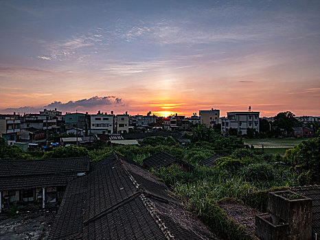 彰化老家屋顶夕景