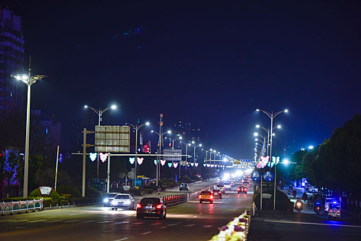 道路夜景