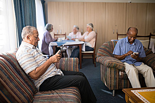 老人,打手机,养老院,女性,咖啡,护理