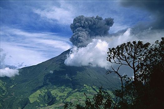 火山,喷发,靠近,安迪斯山脉,厄瓜多尔
