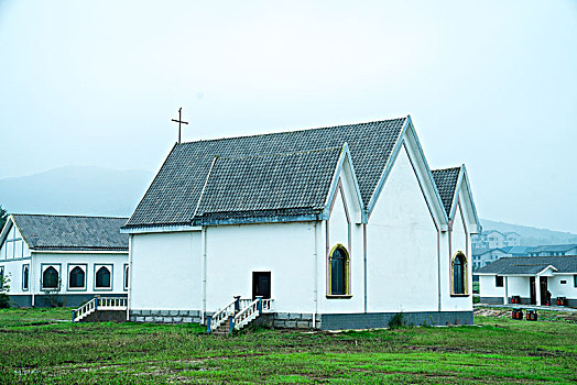 郊外的独立教堂