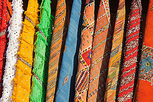 特写,彩色,地毯,悬挂,店,露天市场,马拉喀什,摩洛哥,非洲