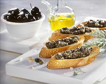 油炸面包,橄榄,意大利