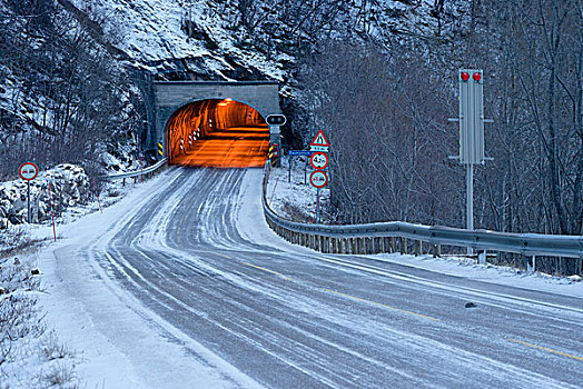 冬天,道路,照亮,隧道,挪威,欧洲