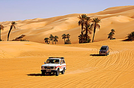丰田,吉普车,荒芜,道路,山谷,奥巴里,沙子,海洋,撒哈拉沙漠,利比亚,非洲