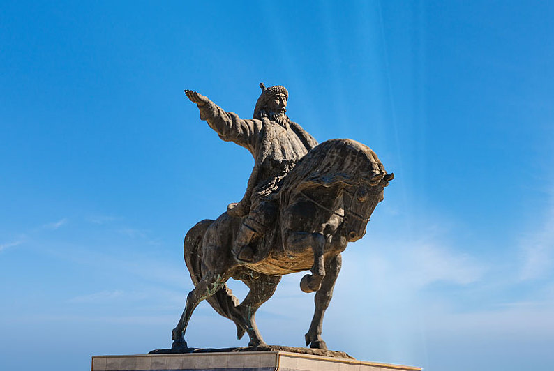 内蒙古锡林郭勒盟正蓝旗忽必烈广场风光