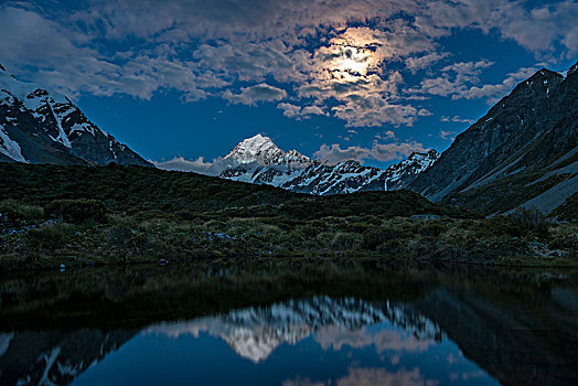 库克山,反射,月光,水塘,山谷,奥拉基,库克山国家公园,坎特伯雷地区,南部地区,新西兰,大洋洲