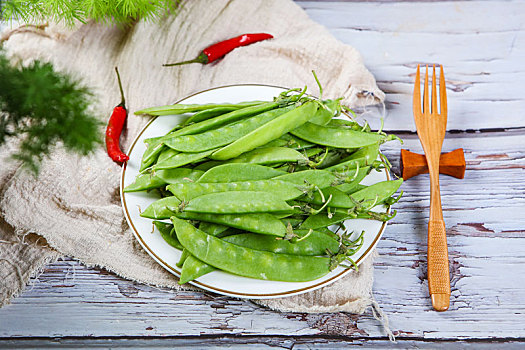 新鲜时令蔬菜荷兰豆豌豆