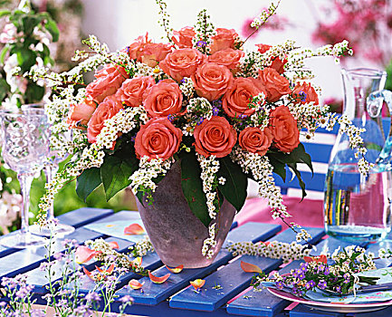 花瓶,玫瑰,绣线菊属,枝条,桌饰