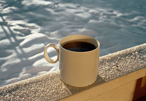 咖啡杯,露台,栏杆