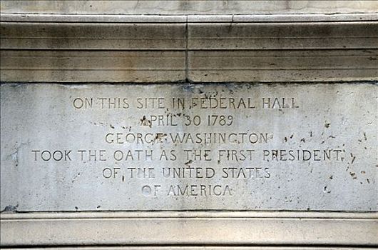 铭刻,乔治华盛顿纪念碑,正面,联邦,华尔街,金融区,曼哈顿,纽约,美国