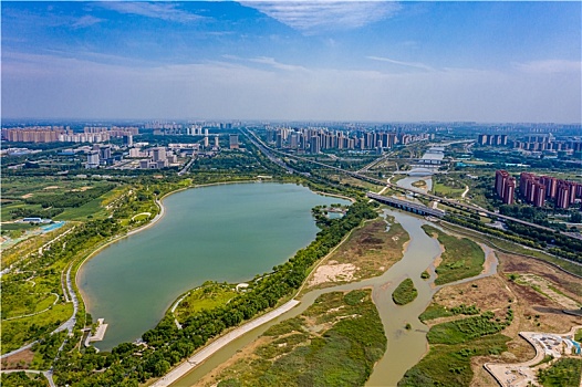 航拍河南郑州象湖生态湿地公园,郑州白沙园区