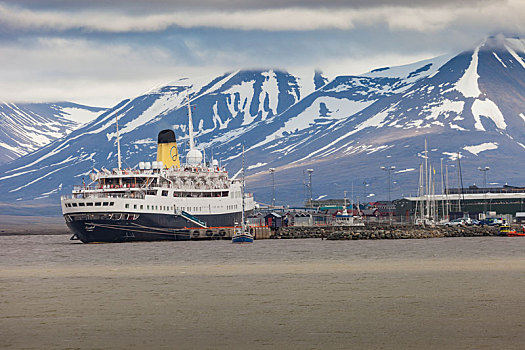 旅游,乘坐,游船,斯瓦尔巴特群岛,挪威