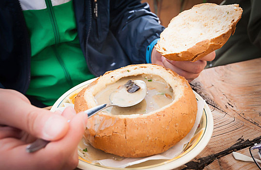 乳脂,野蘑菇,汤,碗,面包