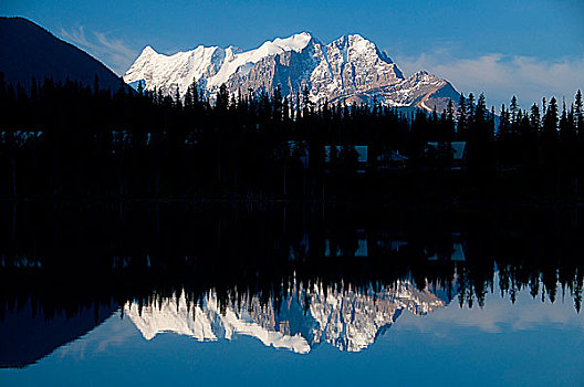 加拿大,不列颠哥伦比亚省,幽鹤国家公园,攀升,翡翠湖