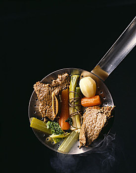 砂锅炖菜,漏勺