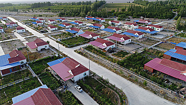 新疆新农村建设
