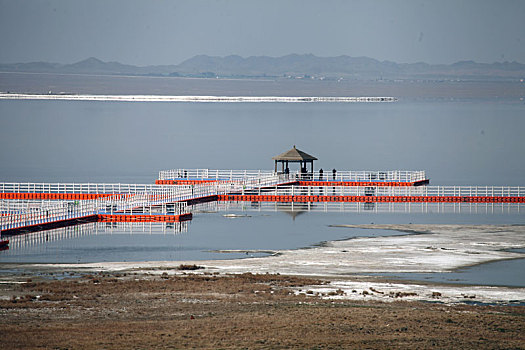 巴里坤湖,天空之镜