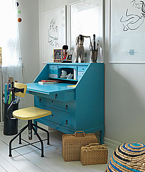 旧式,旋轴,椅子,蓝色,办公场所,仰视,绘画,墙壁