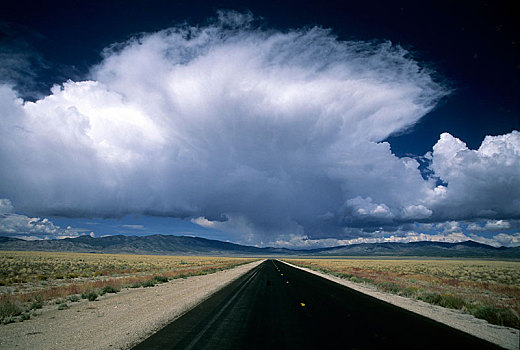 云,高处,道路,科罗拉多,美国,北美