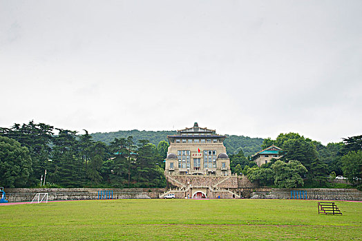 武汉大学建筑